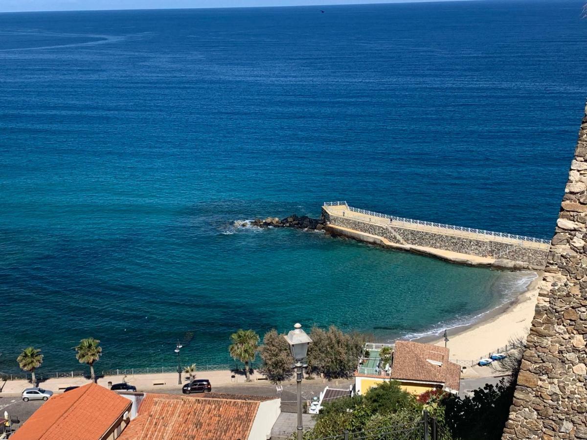 B&B Il Vicolo Di Pizzo ภายนอก รูปภาพ